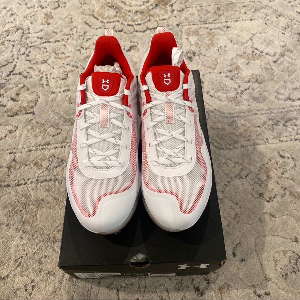 Women's UA Glyde MT Softball Cleats -WHITE & RED- NEW IN BOX